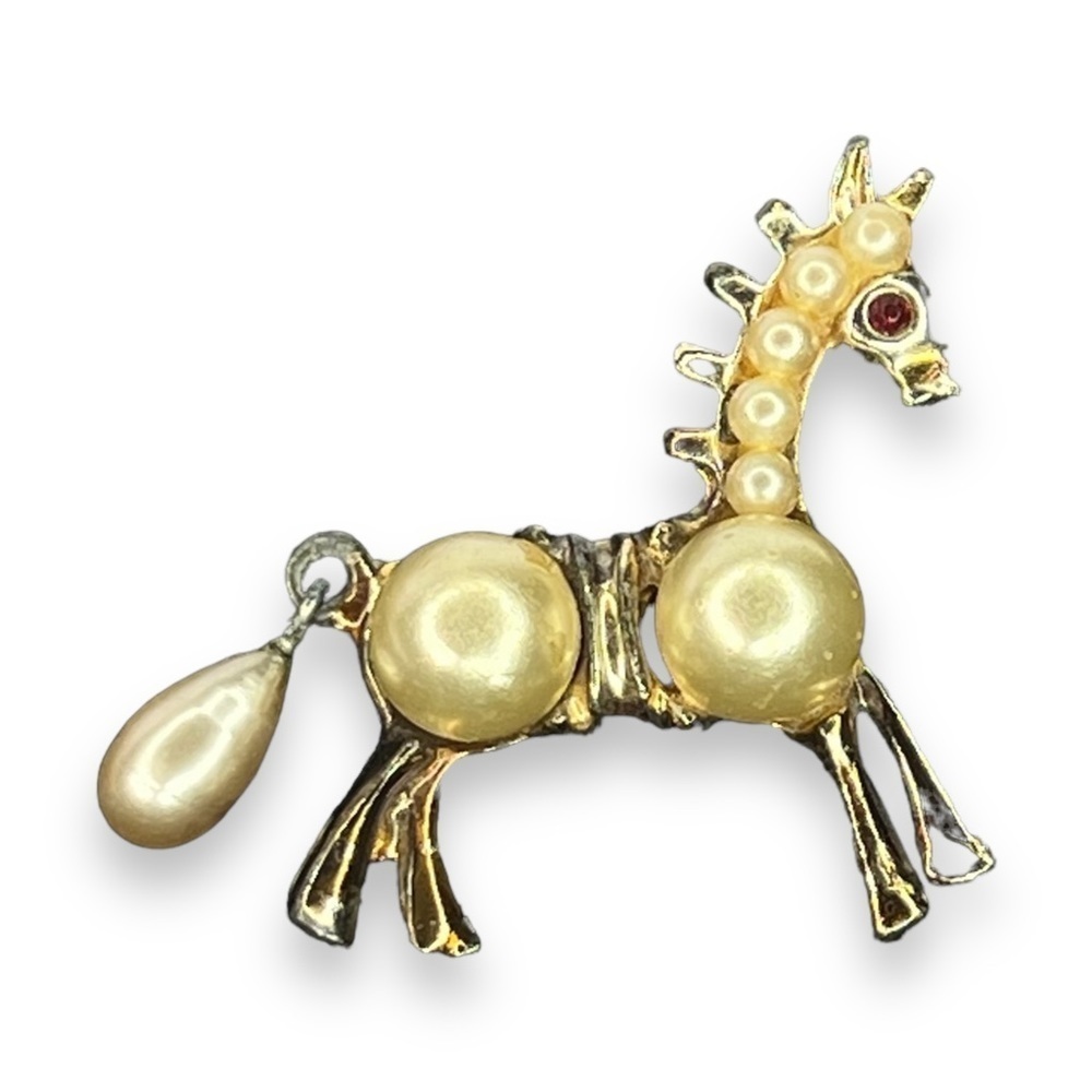 Mid-century Pearl Horse Pin